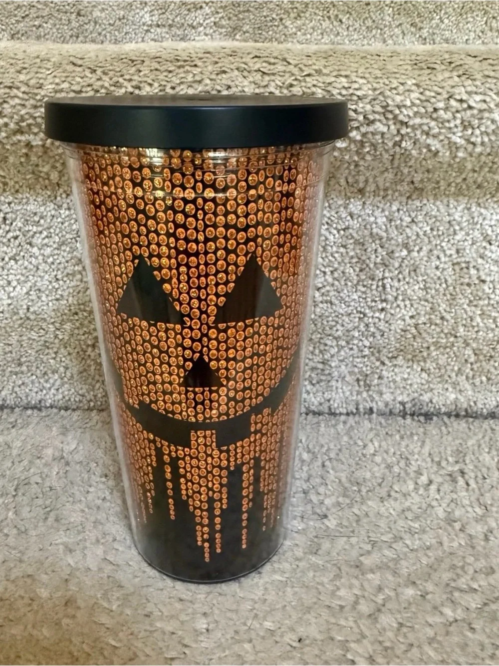 Halloween tumbler drinkware preowned very good condition